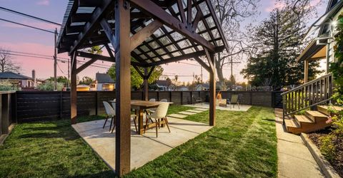 5401 J St, Sacramento, CA 95819 Photo