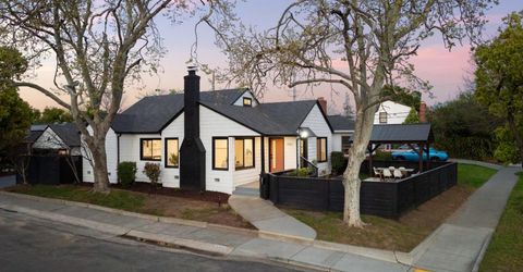 5401 J St, Sacramento, CA 95819 Photo