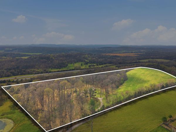 8267 Hawkins Rd , College Grove, TN 37046