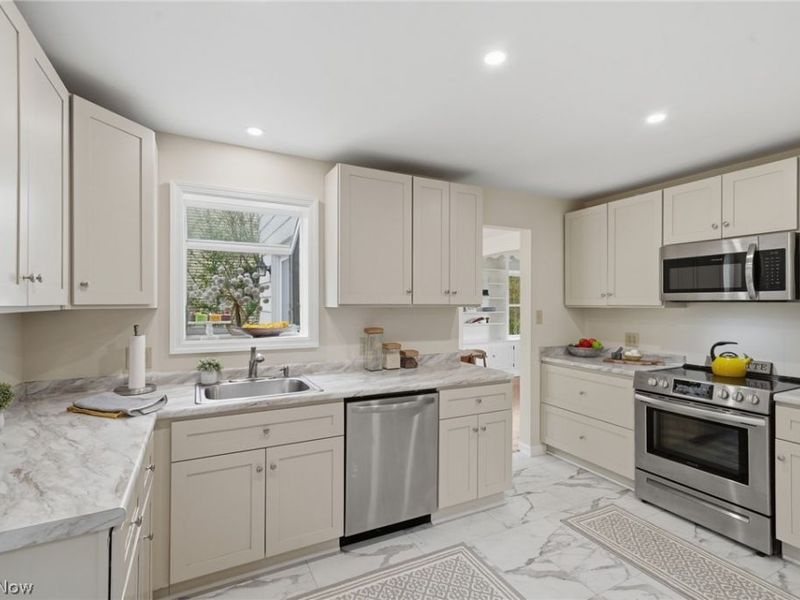 9291 Highland Drive, Brecksville, OH 44141 Photo 11