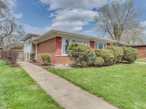 243 MAY Court, Chicago Heights, IL 60411