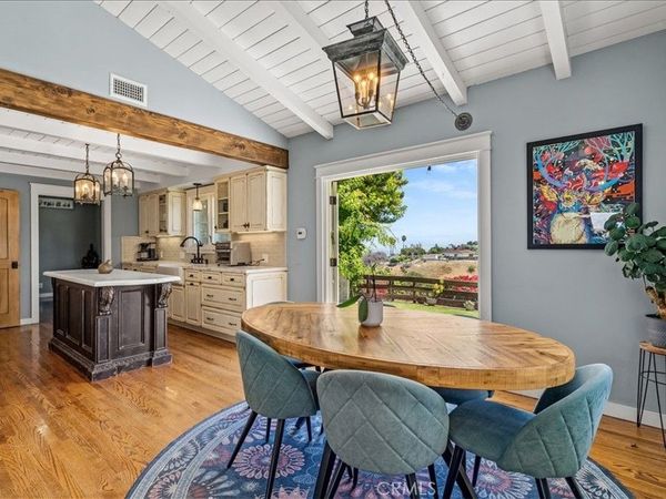 27064 Sunnyridge Road, Palos Verdes Peninsula, CA 90274