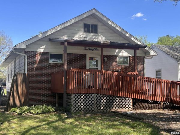 1034 N MACARTHUR Boulevard, Springfield, IL 62702