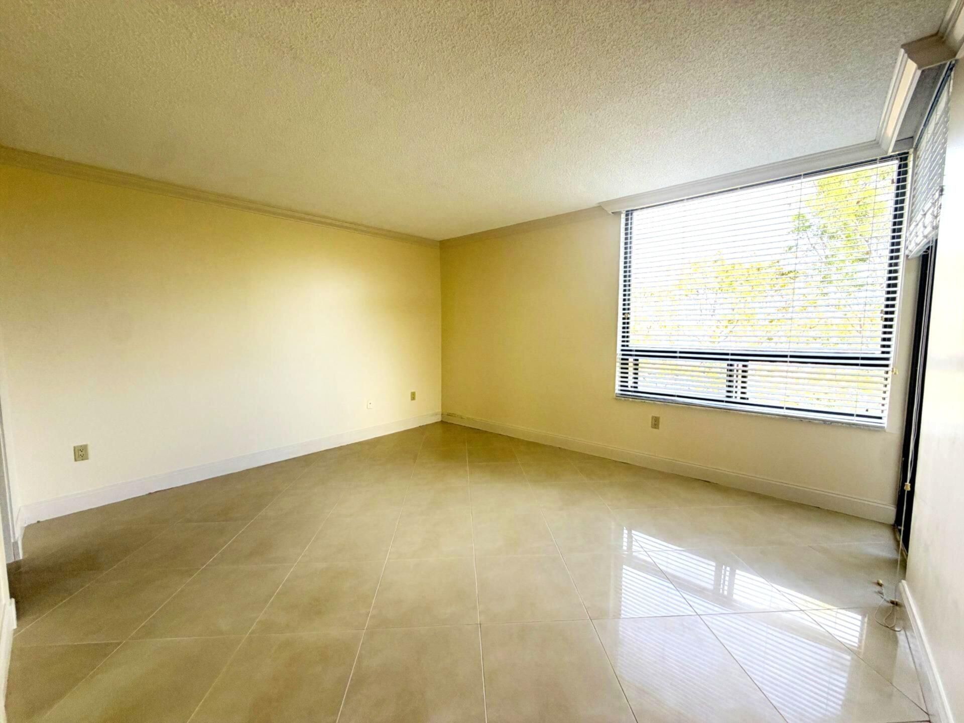 21085 NE 34th Avenue, Unit 404-1, Aventura, FL 33180 Photo