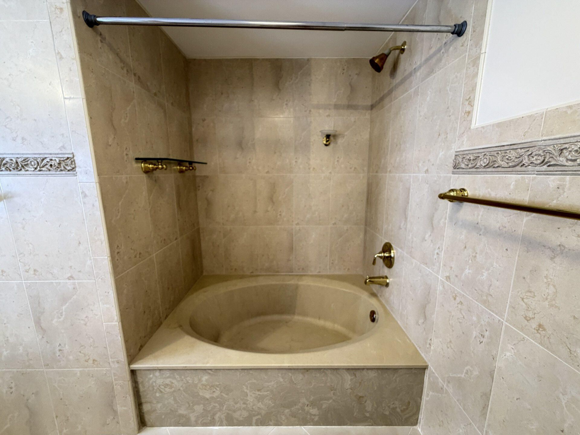 21085 NE 34th Avenue, Unit 404-1, Aventura, FL 33180 Photo