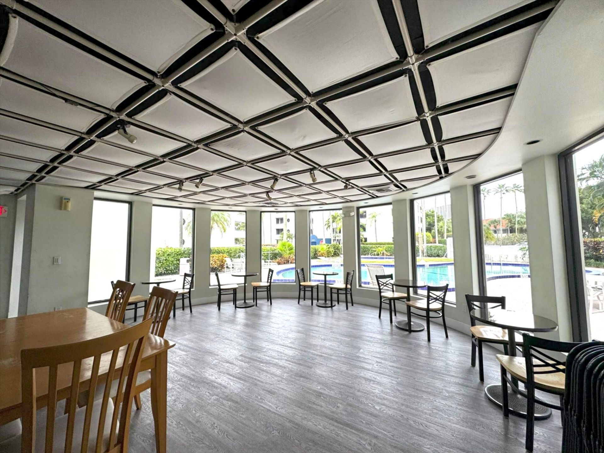 21085 NE 34th Avenue, Unit 404-1, Aventura, FL 33180 Photo