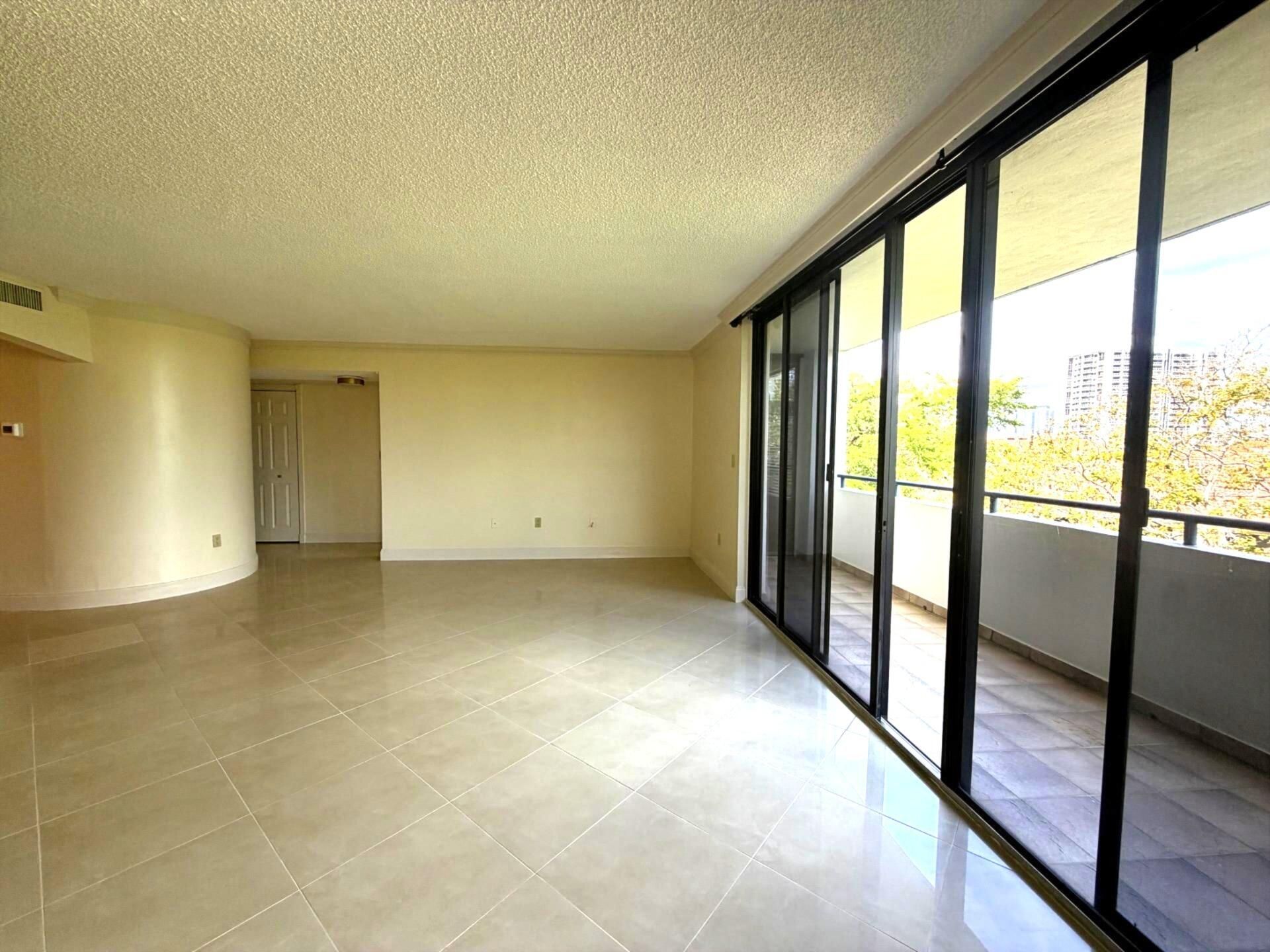 21085 NE 34th Avenue, Unit 404-1, Aventura, FL 33180 Photo