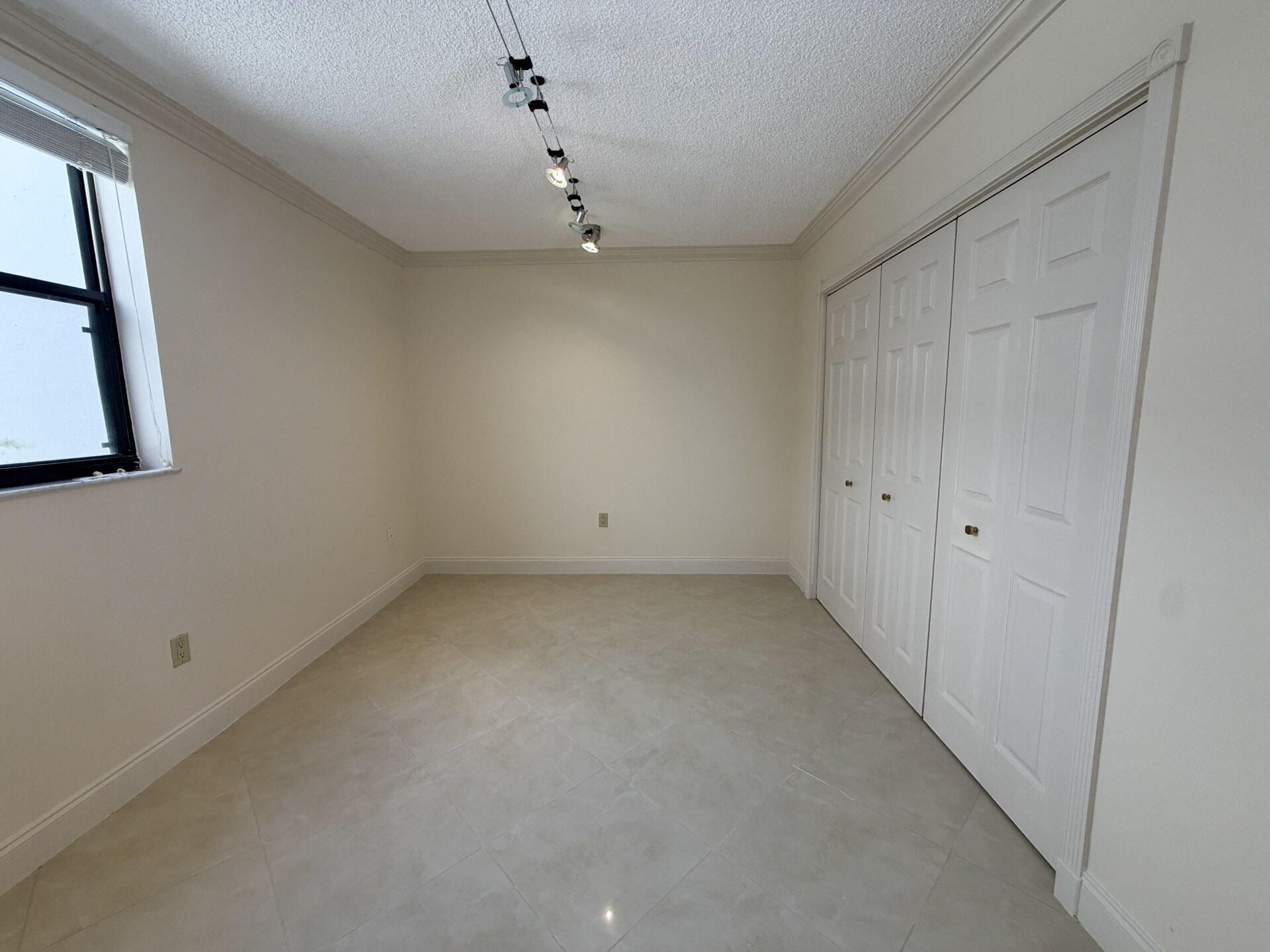 21085 NE 34th Avenue, Unit 404-1, Aventura, FL 33180 Photo
