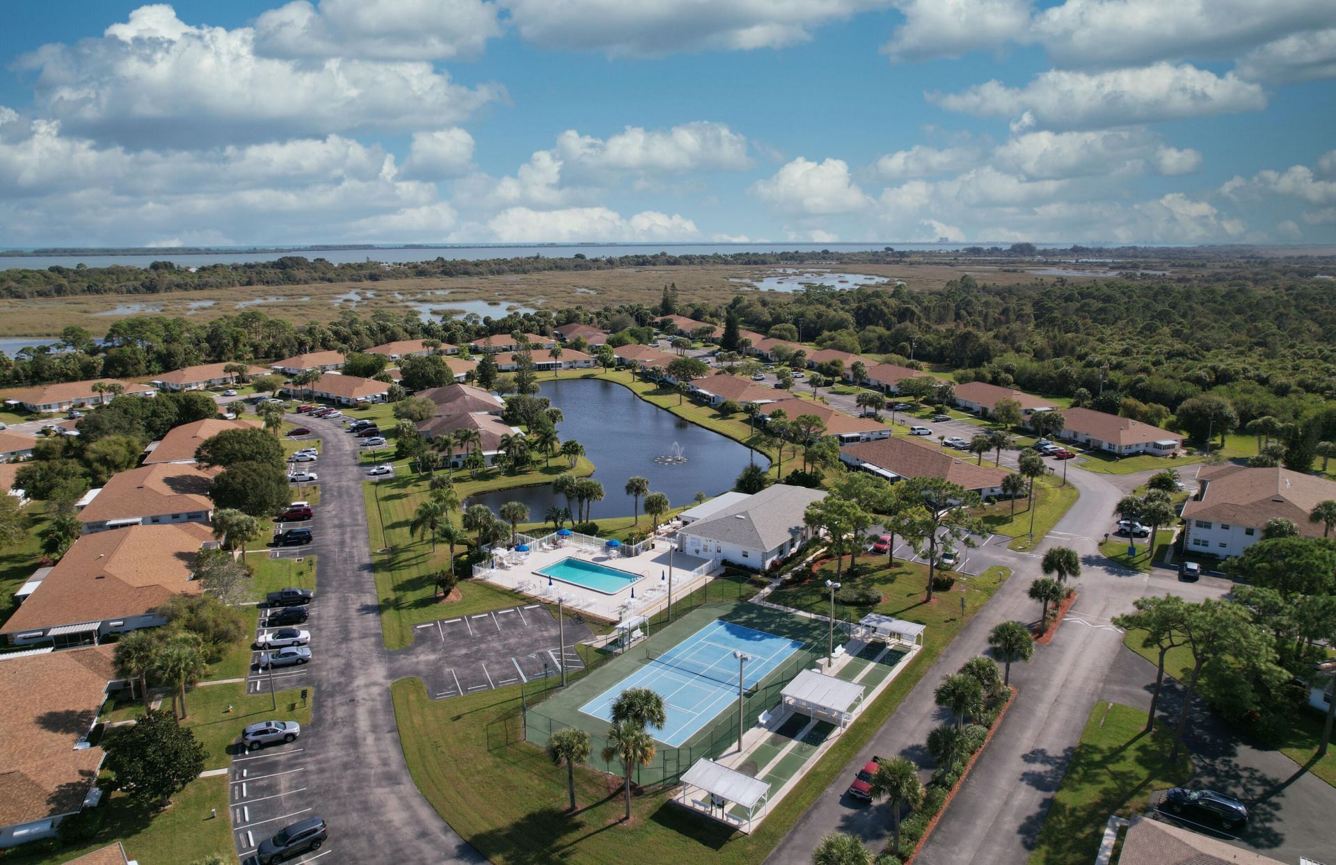 1217 S Lakes End Drive, Unit 1, Fort Pierce, FL 34982 Photo