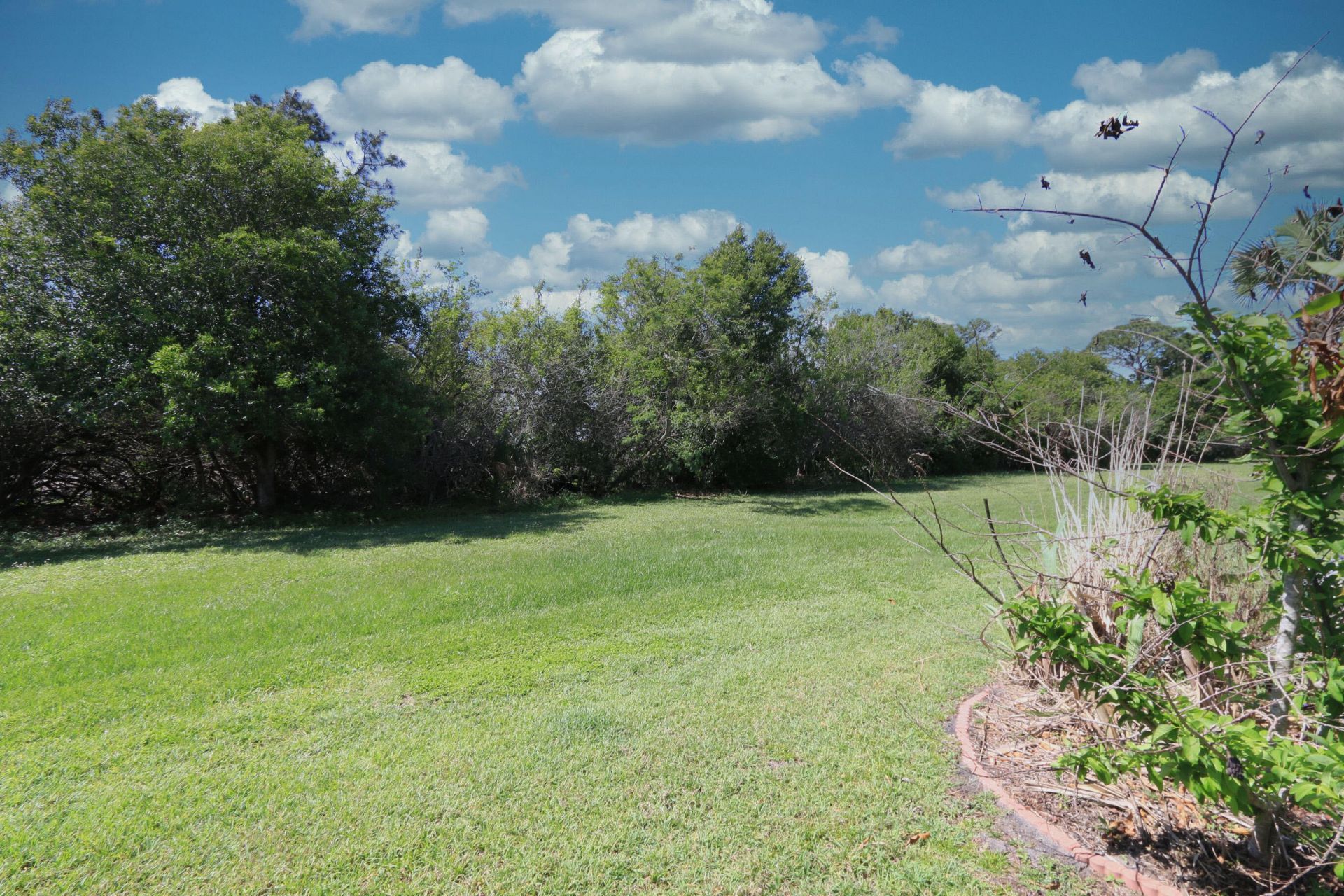 1217 S Lakes End Drive, Unit 1, Fort Pierce, FL 34982 Photo