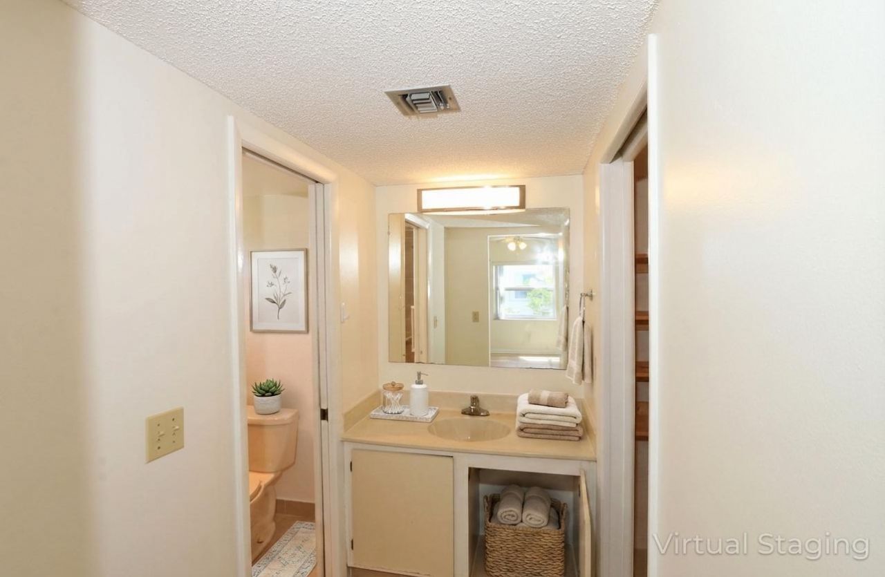 1217 S Lakes End Drive, Unit 1, Fort Pierce, FL 34982 Photo