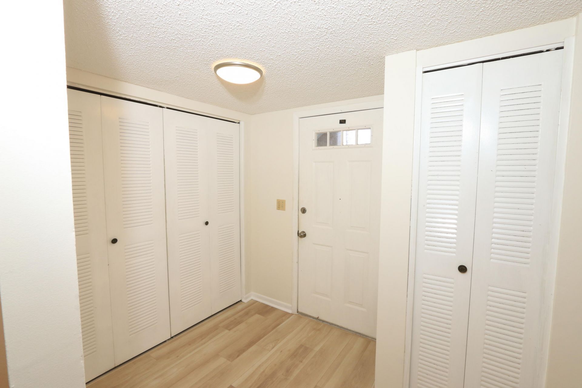 1217 S Lakes End Drive, Unit 1, Fort Pierce, FL 34982 Photo