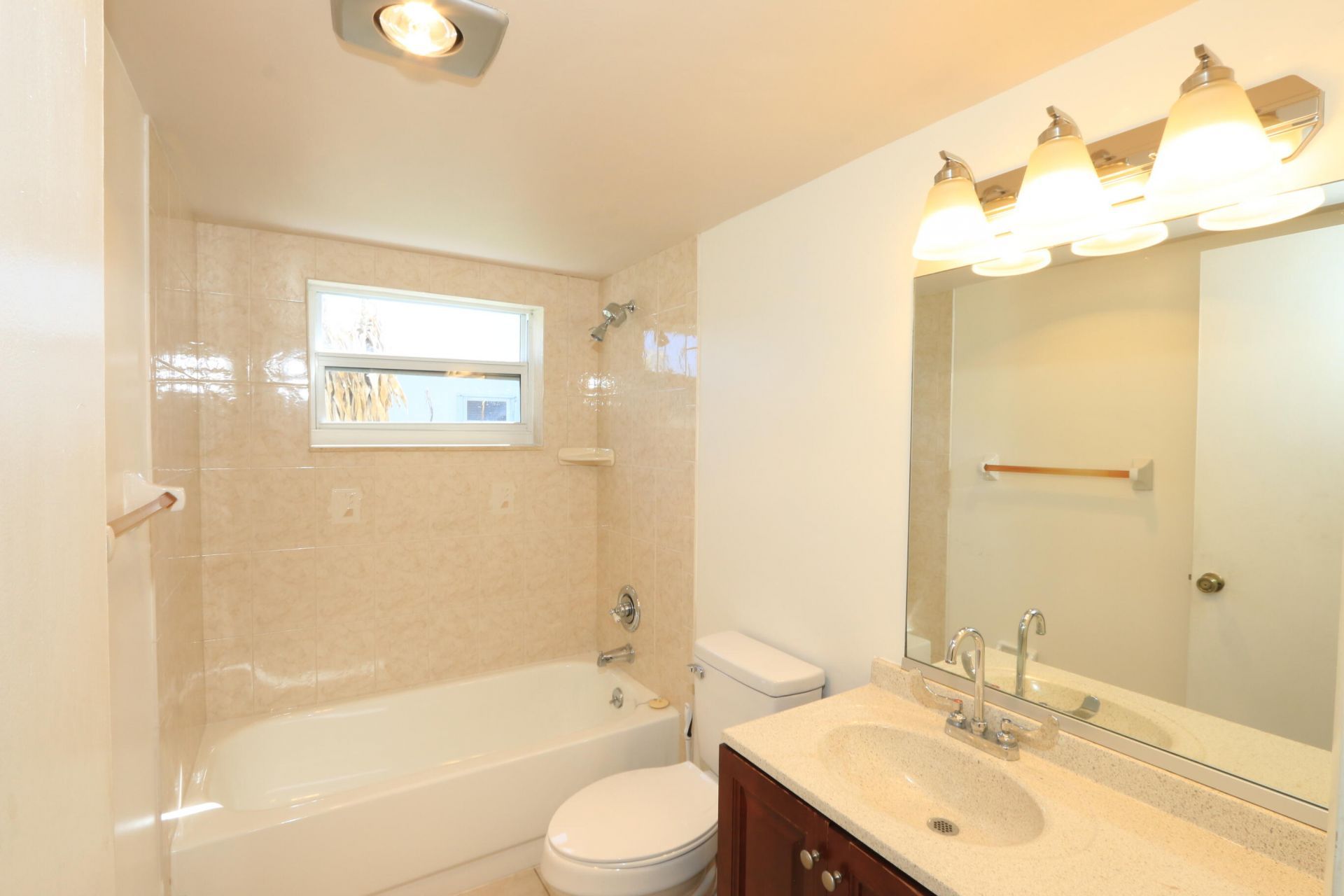 1217 S Lakes End Drive, Unit 1, Fort Pierce, FL 34982 Photo