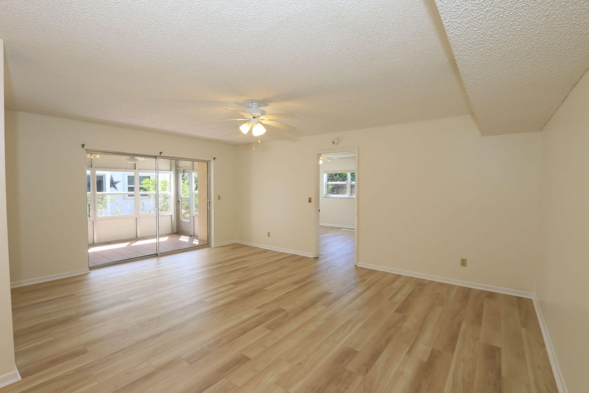 1217 S Lakes End Drive, Unit 1, Fort Pierce, FL 34982 Photo