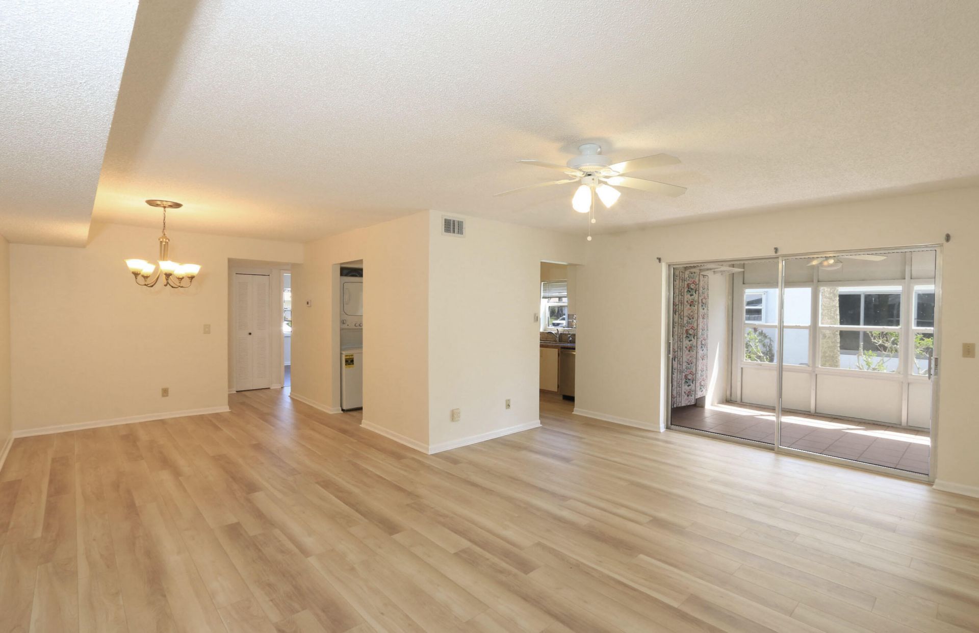 1217 S Lakes End Drive, Unit 1, Fort Pierce, FL 34982 Photo