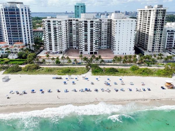 6039 Collins Ave, Unit 412, Miami Beach, FL 33140