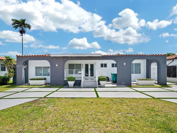 301 SW 30th Ct , Miami, FL 33135