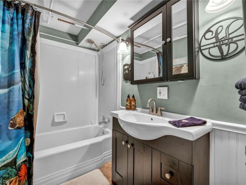 441 Dorwil Drive, Akron, OH 44319 Photo 38