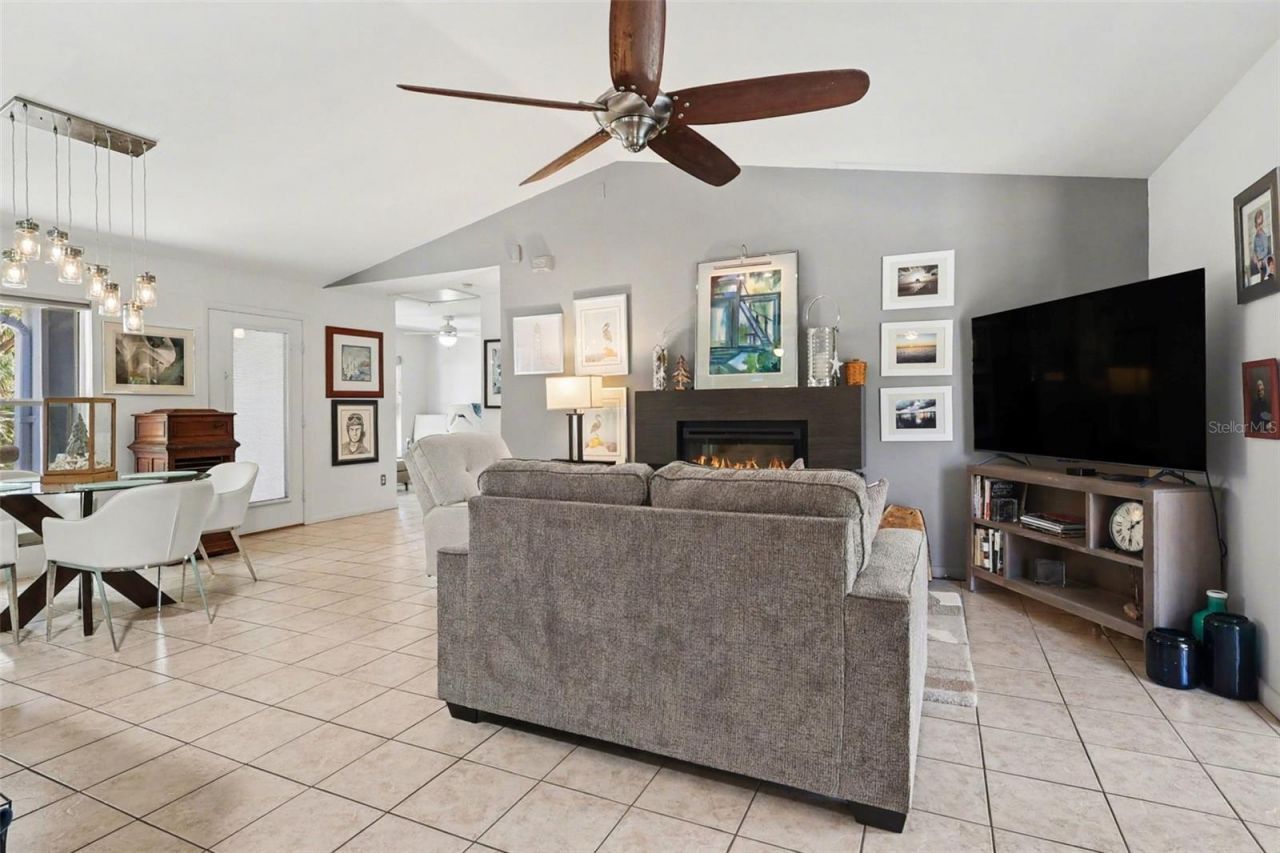 3918 Luverne Street, Fort Myers, FL 33901 Photo