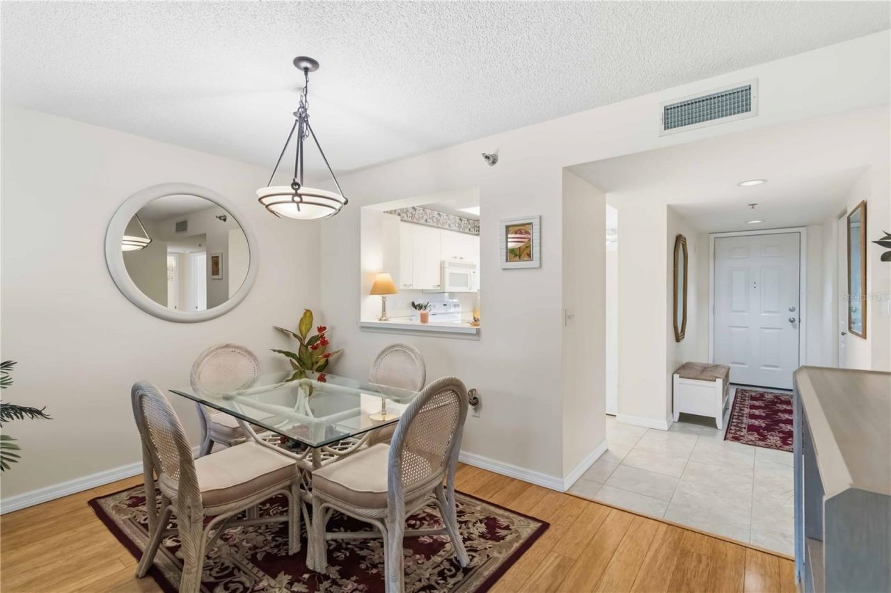 3950 Ironwood Circle, Unit 205, Bradenton, FL 34209 Photo