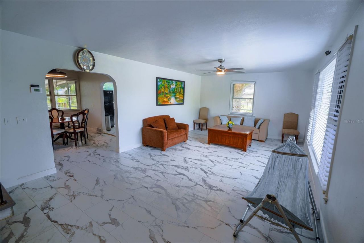 1208 N Halifax Avenue, Daytona Beach, FL 32118 Photo