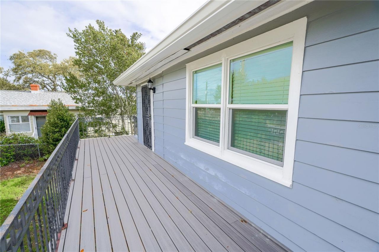 1208 N Halifax Avenue, Daytona Beach, FL 32118 Photo