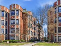 7639 N Eastlake Terrace, Chicago, IL 60626 primary photo
