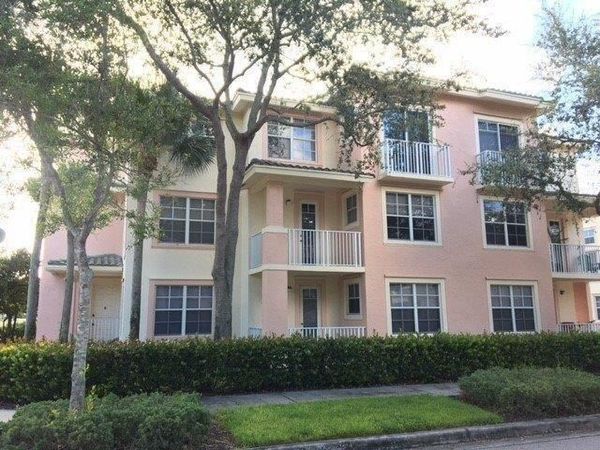 1080 University Boulevard, Unit 13, Jupiter, FL 33458