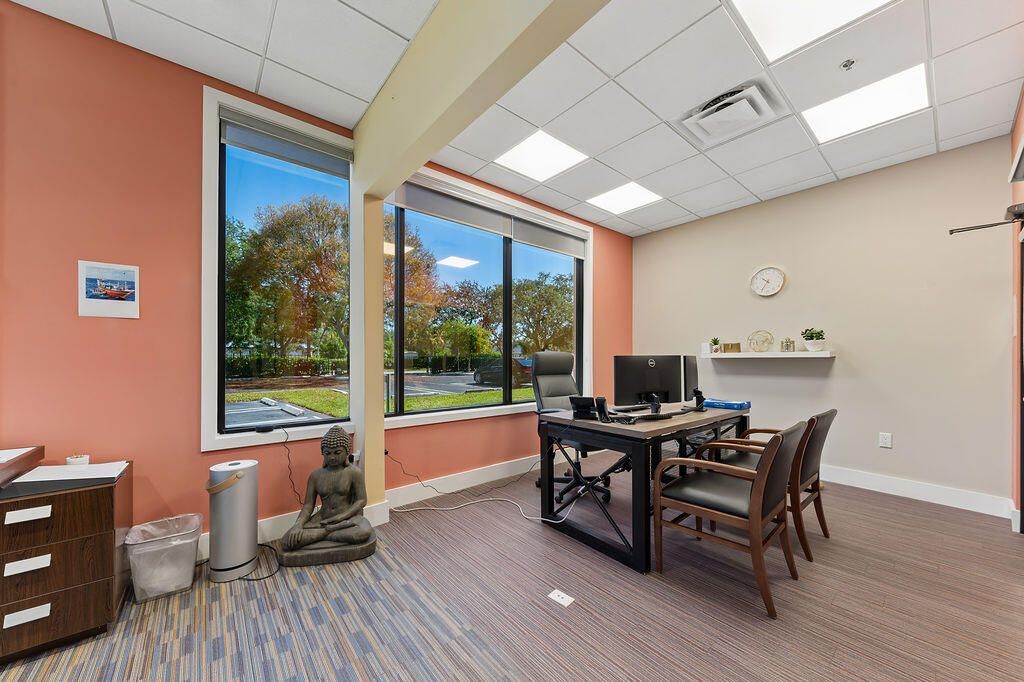 1590 S Congress Avenue, West Palm Beach, FL 33422 Photo