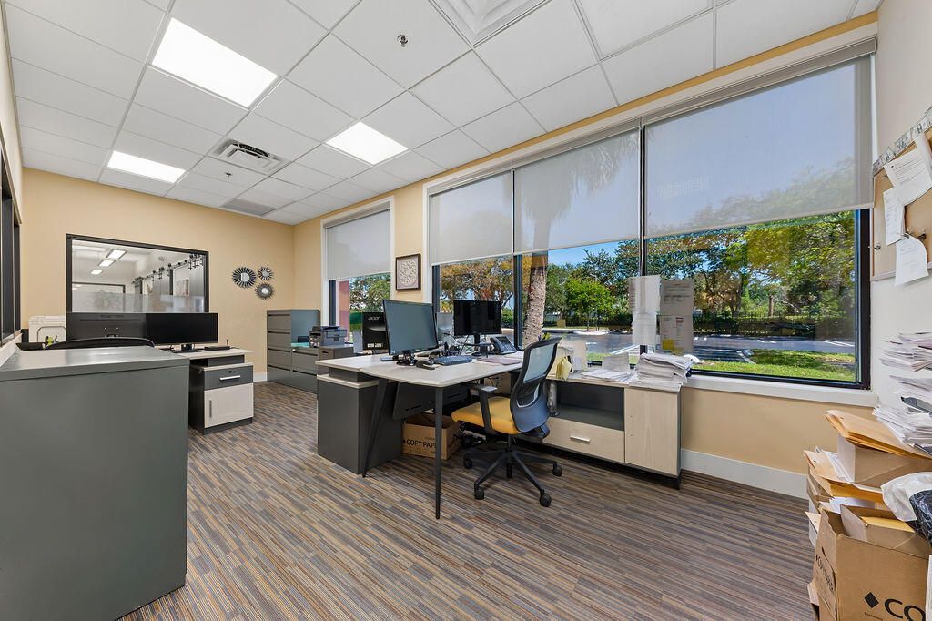 1590 S Congress Avenue, West Palm Beach, FL 33422 Photo