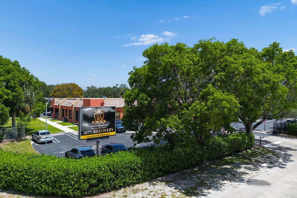 1590 S Congress Avenue, West Palm Beach, FL 33422 Photo