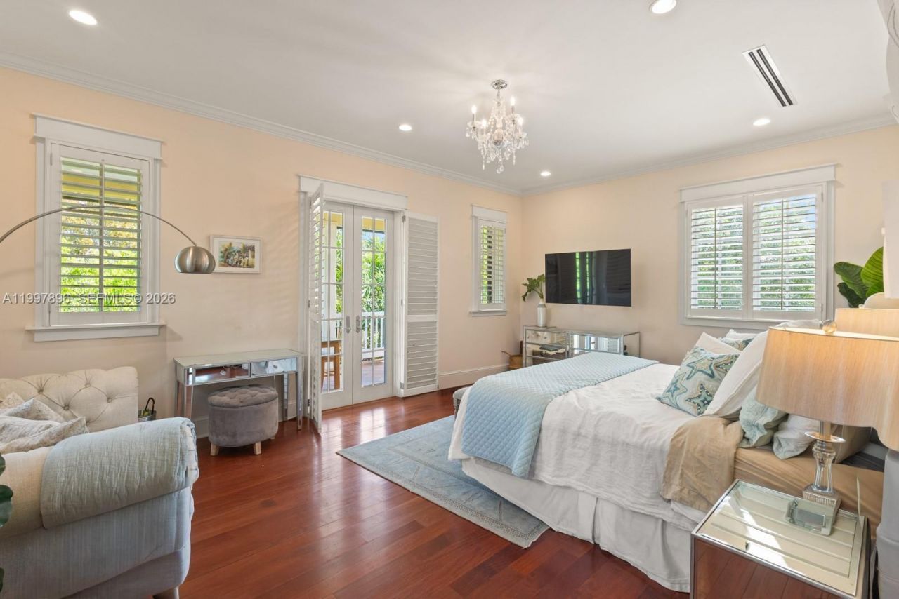 685 Harbor Ln, Key Biscayne, FL 33149 Photo