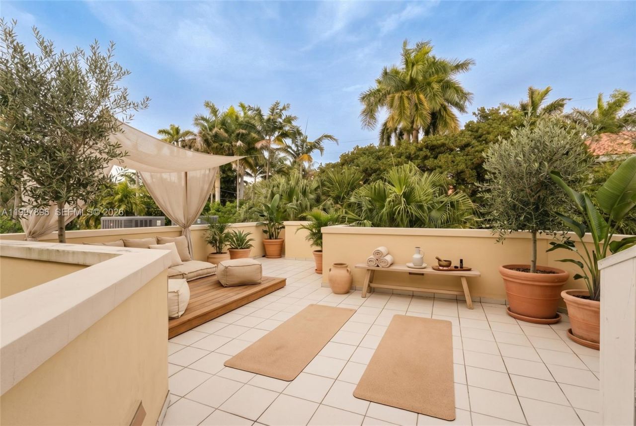 685 Harbor Ln, Key Biscayne, FL 33149 Photo