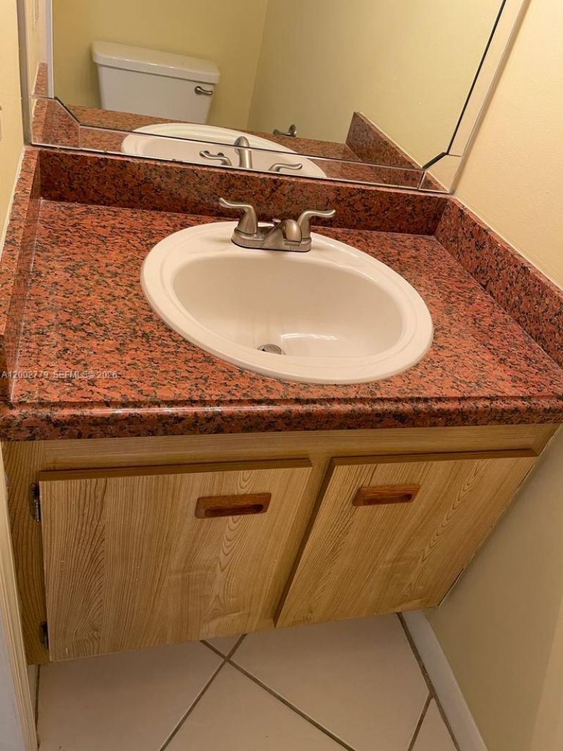 81 SW 3rd St, Unit 81, Pompano Beach, FL 33060 Photo