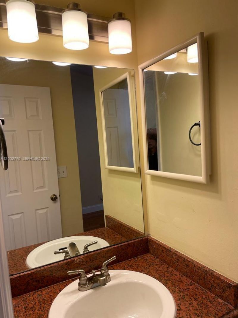 81 SW 3rd St, Unit 81, Pompano Beach, FL 33060 Photo