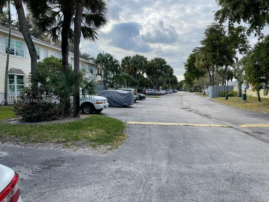 81 SW 3rd St, Unit 81, Pompano Beach, FL 33060 Photo