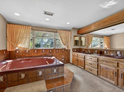 8266 Peninsula Dr, Kelseyville, CA 95451 Photo