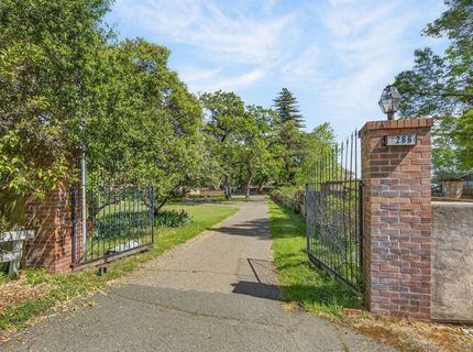 8266 Peninsula Dr, Kelseyville, CA 95451 Photo