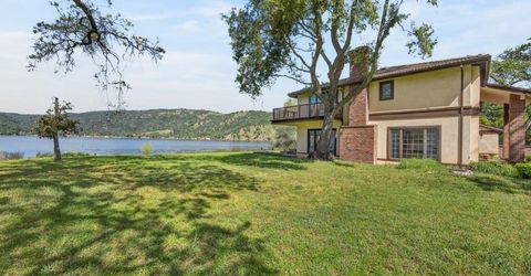 8266 Peninsula Dr, Kelseyville, CA 95451 Photo