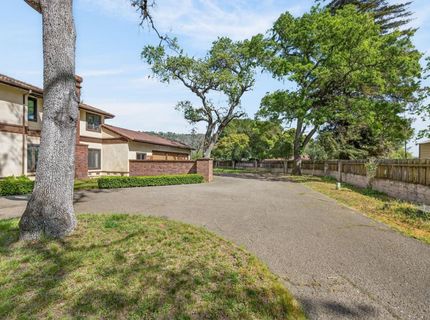 8266 Peninsula Dr, Kelseyville, CA 95451 Photo