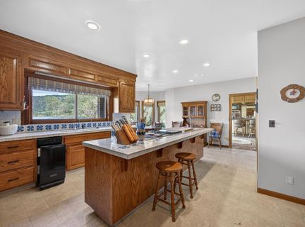 8266 Peninsula Dr, Kelseyville, CA 95451 Photo