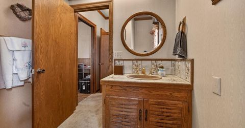 8266 Peninsula Dr, Kelseyville, CA 95451 Photo