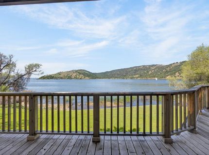 8266 Peninsula Dr, Kelseyville, CA 95451 Photo