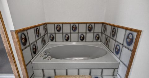 8266 Peninsula Dr, Kelseyville, CA 95451 Photo