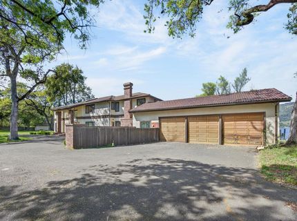 8266 Peninsula Dr, Kelseyville, CA 95451 Photo