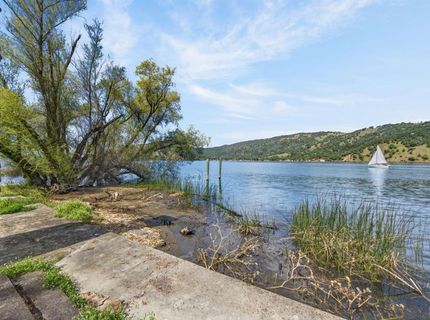 8266 Peninsula Dr, Kelseyville, CA 95451 Photo