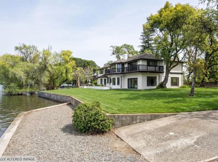 8266 Peninsula Dr, Kelseyville, CA 95451 Photo