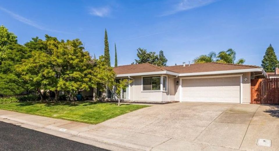 1902 Larkin Dr, Roseville, CA 95661 Photo