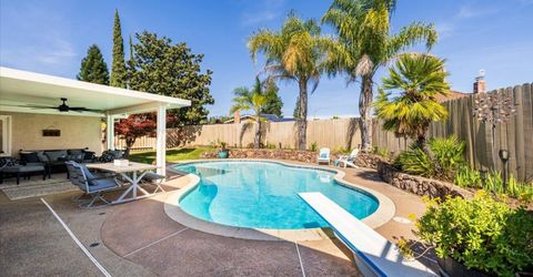 1902 Larkin Dr, Roseville, CA 95661 Photo