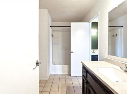 4085 Dale Rd #b, Unit B, Modesto, CA 95356 Photo